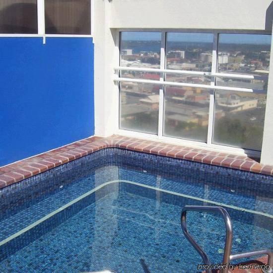 Beachcomber International Resort Coolangatta Экстерьер фото