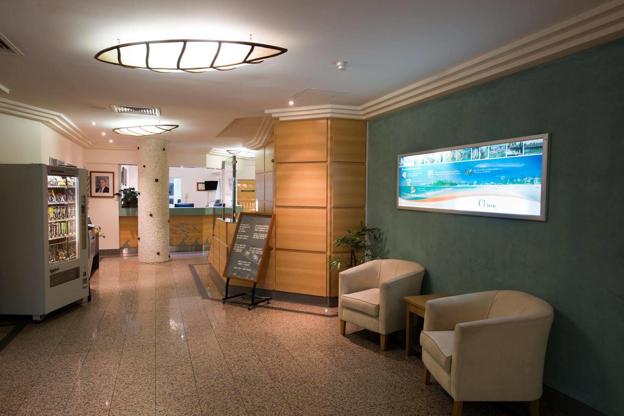 Beachcomber International Resort Coolangatta Экстерьер фото